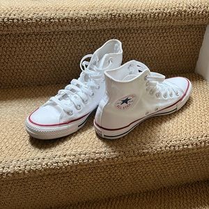 Woman’s Chuck Taylor All Star Classic